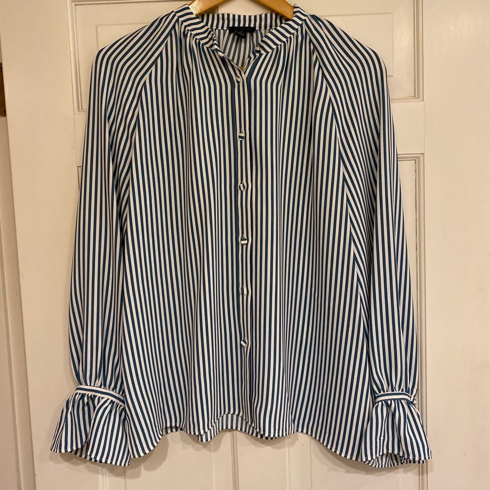 Ann Taylor Green & White Striped Button-Up Blouse